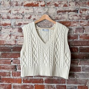 Zara cream cable knit sweater vest, size M